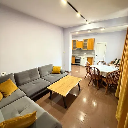 Daire The Sunset New Bazaar View Balcony Parking Available *
