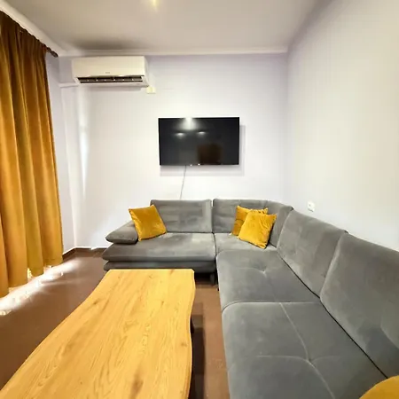 Daire The Sunset New Bazaar View Balcony Parking Available Tiran