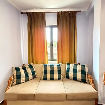 Daire The Sunset New Bazaar View Balcony Parking Available *